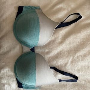 VS size 36DD Bra